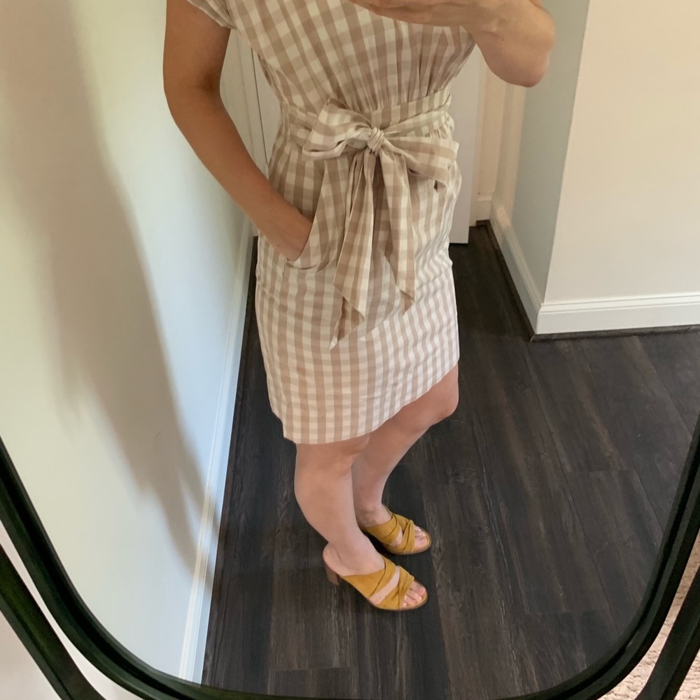 Dress - Picture 8 of 8
